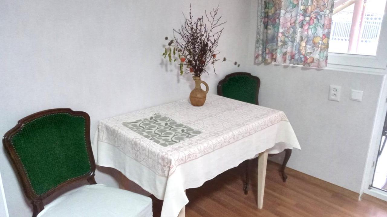 Beso-House Lägenhet Borjomi Exteriör bild